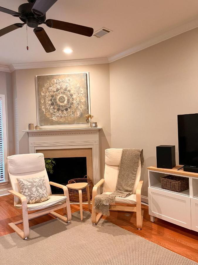 Lovely Townhouse! Auburn Esterno foto